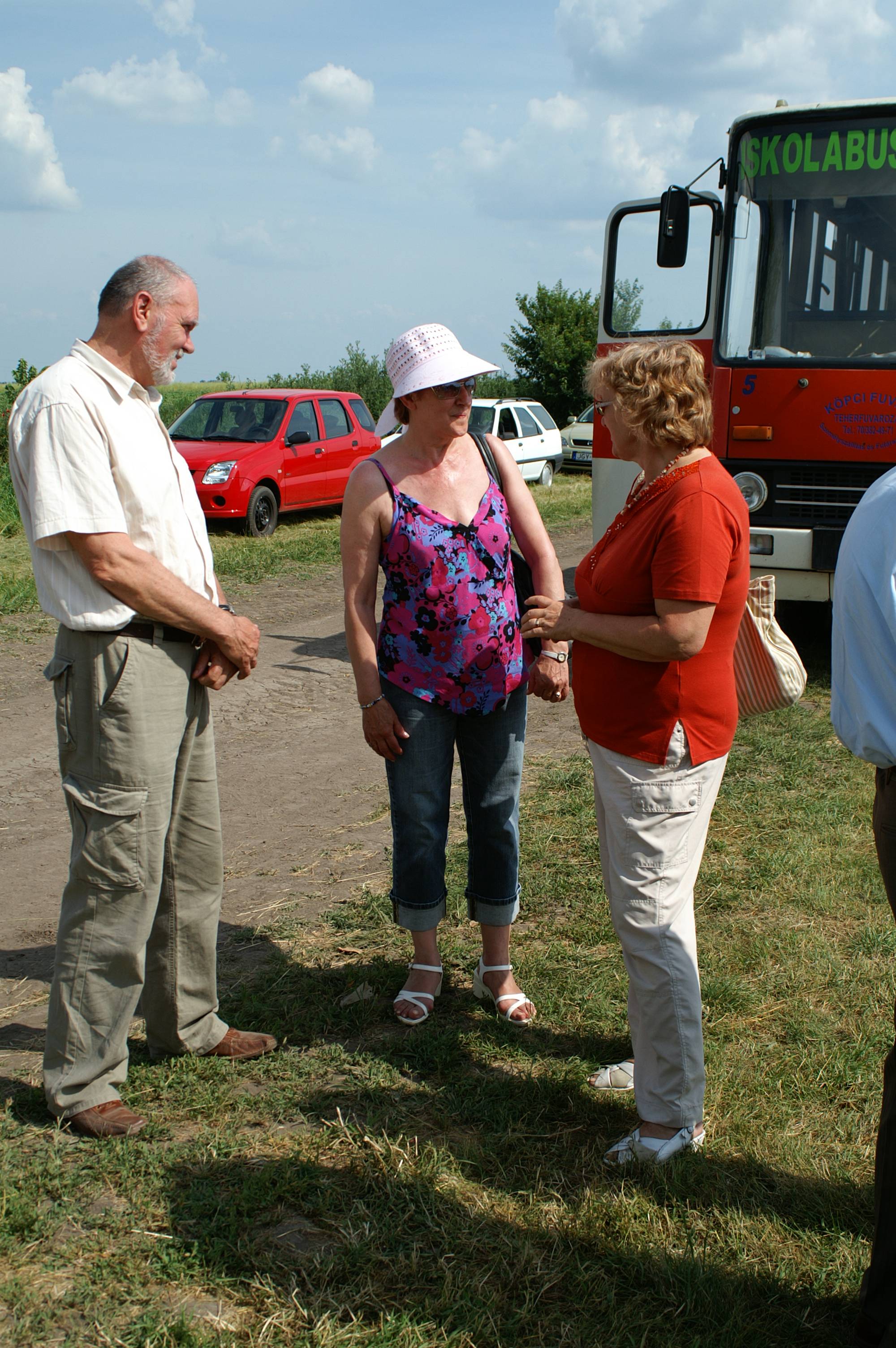 AlsoiskolaEmlekko-2011-06-04_15-07-52.jpg