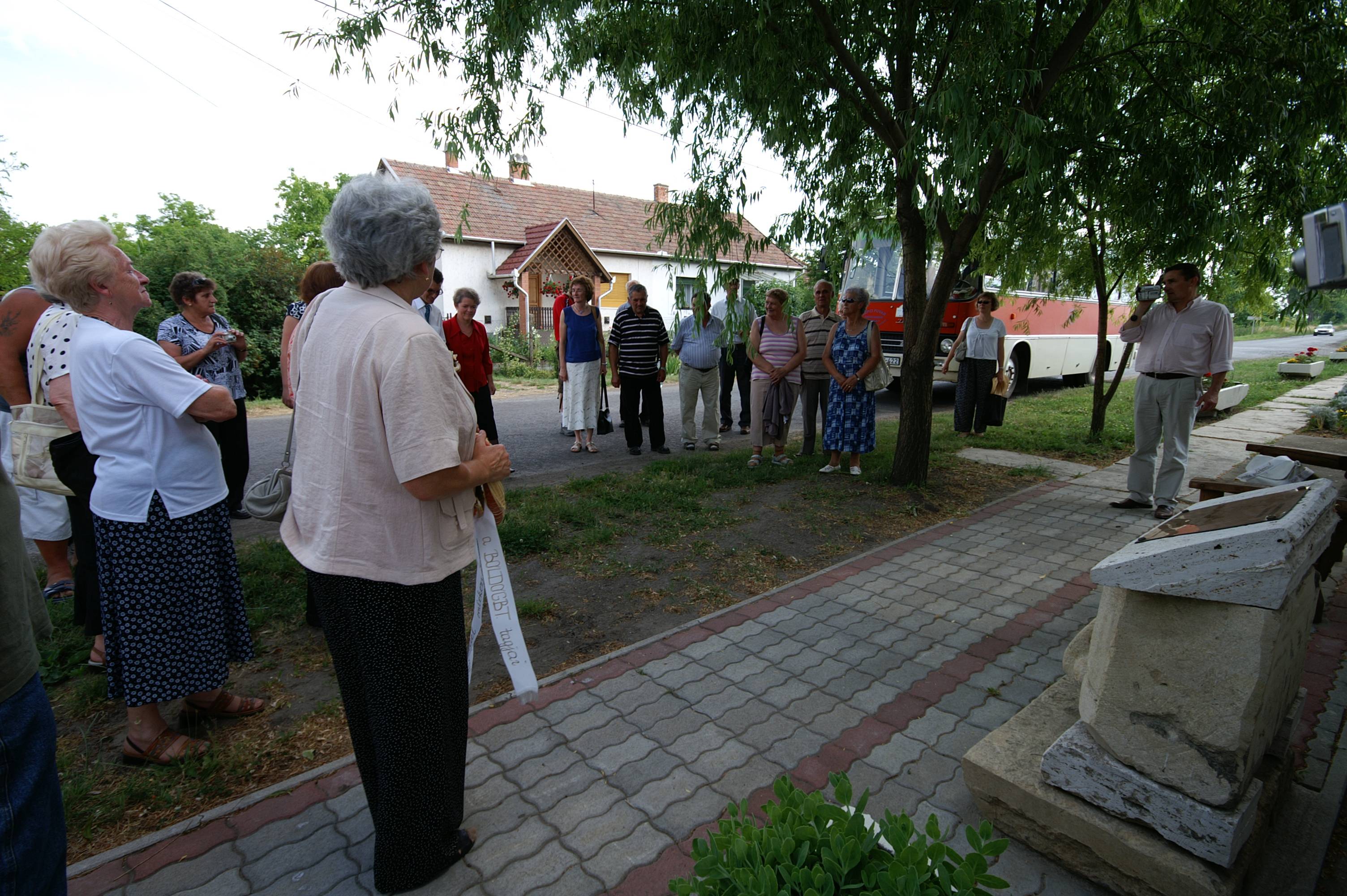 Koszoruzas-2011-06-04_15-30-12.jpg