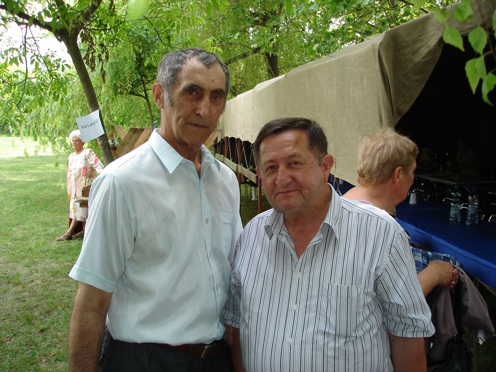 Emlekhely_avatas-2011-06-04_14-21-07.JPG